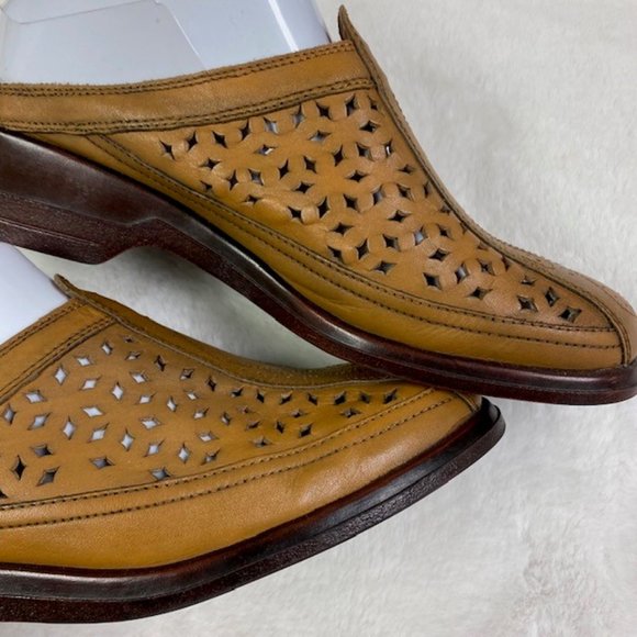 Laura Scott Leather Sugar Mules Laser Cut, size 10 - Picture 8 of 13